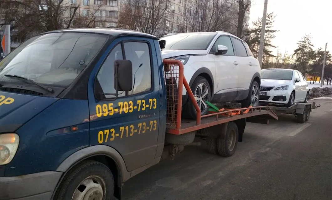 Евакуатор  Доставка авто з Одеси 