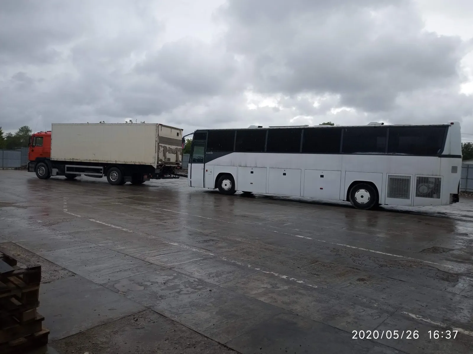 Эвакуатор  Truck Service - эвакуатор грузовых авто, автобусов